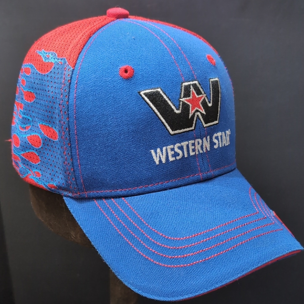 Cap America Western Star Transformers Men's Blue/Red Snapback Hat.